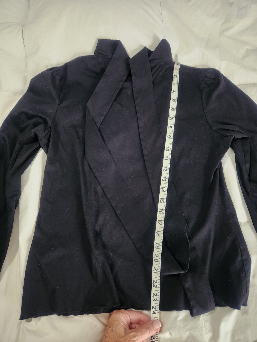 Carolina Herrera Black Mock Neck Tie Back Top Blouse Luxury Workwear Sz XL - Picture 7 of 7
